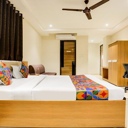 Fabhotel Mansarovar Inn Raipur  ภายนอก รูปภาพ