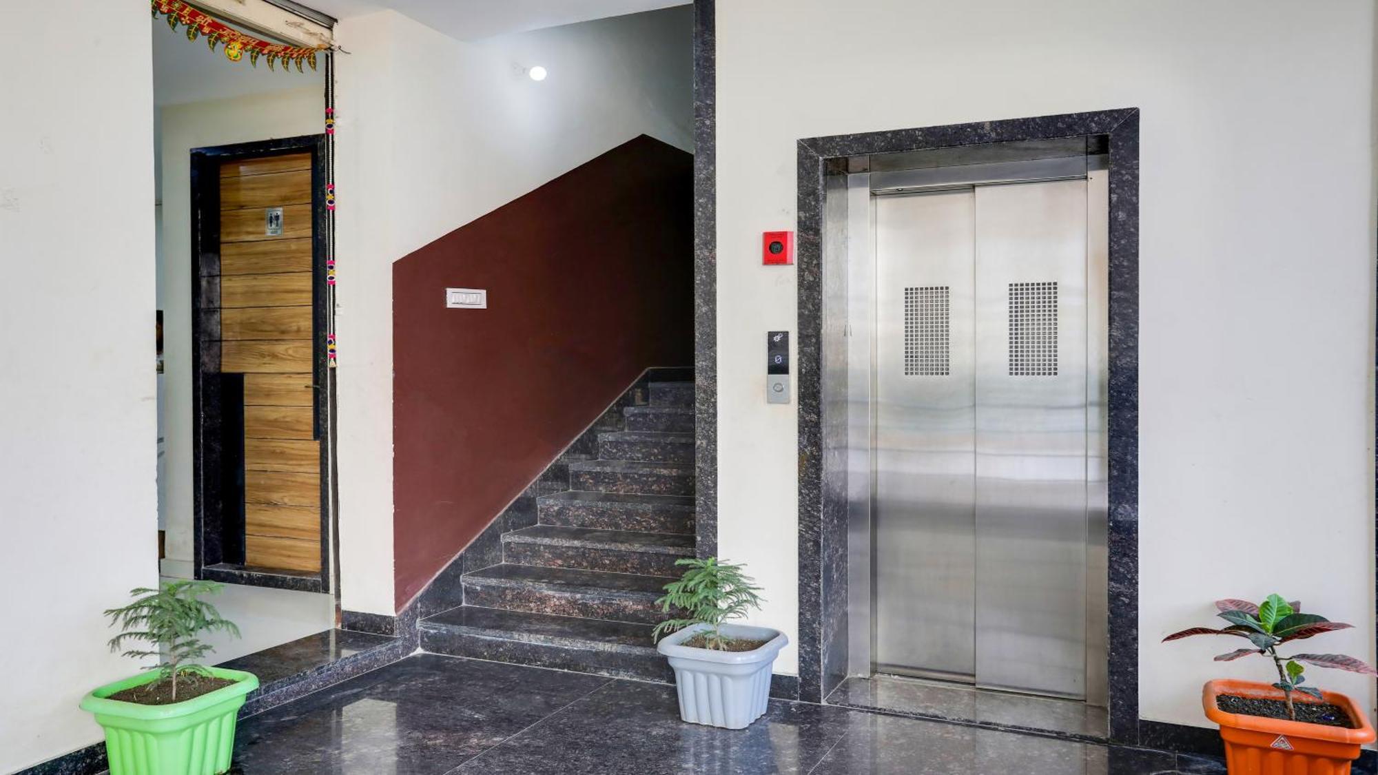 Fabhotel Mansarovar Inn Raipur  ภายนอก รูปภาพ